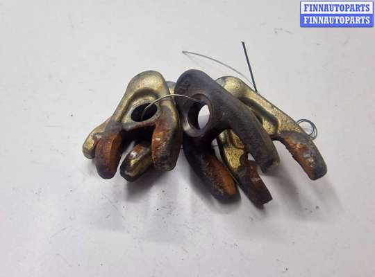 купить Скоба (кронштейн) крепления форсунки на Renault Laguna II (BG,KG) 2001 - 2007