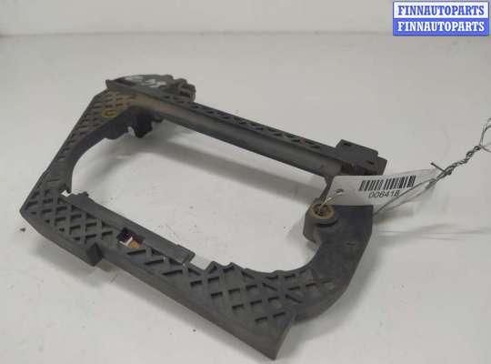 купить Скелет ручки наружной задней правой на BMW 5 E39 4 поколение [рейстайлинг] (2000-2004)