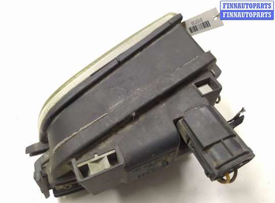 купить Фара противотуманная правая на BMW 5 E39 4 поколение (1995-2000)