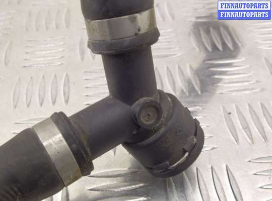 купить Патрубок (трубопровод, шланг) на BMW 3 E90/E91/E92/E93 5 поколение (2005-2013)