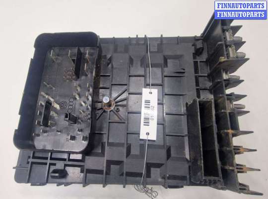 купить Блок предохранителей на Skoda Octavia II (1Z) 2004 - 2013