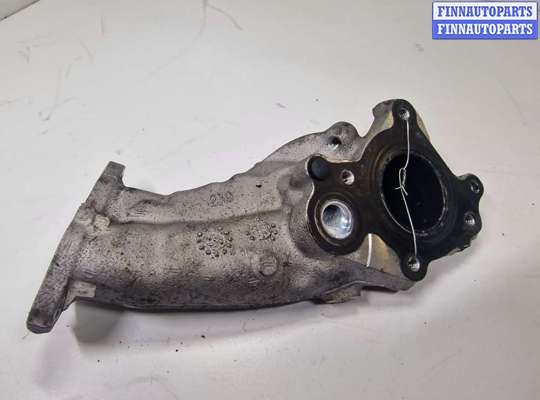 Патрубок (трубка, шланг) на Mercedes-Benz E (W212)