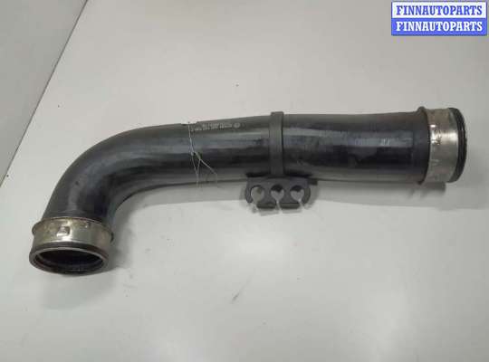 купить Патрубок интеркулера на Volkswagen Passat B6 (3C) 2005 - 2010
