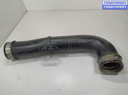 купить Патрубок интеркулера на Volkswagen Passat B6 (3C) 2005 - 2010