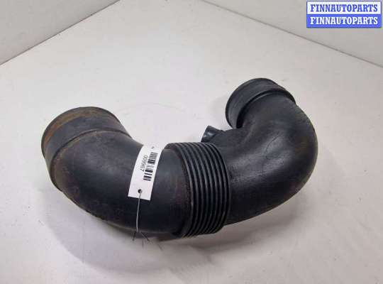 Гофра (патрубок) воздушного фильтра на Mercedes-Benz CLK (W209)