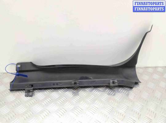 купить Накладка на порог внутренняя передняя левая на Iveco Daily IV 2006 - 2011