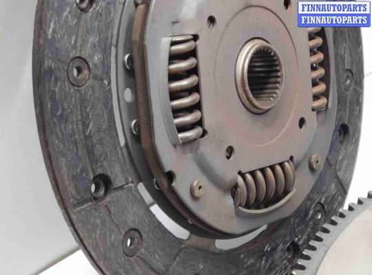 купить Комплект сцепления на Volkswagen Polo IV (9A,9N) 2002 - 2009