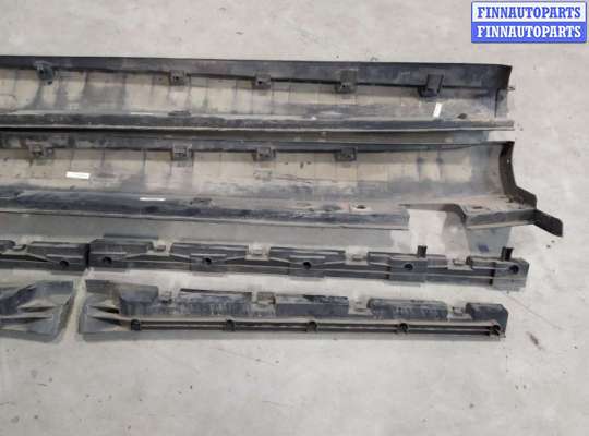 купить Накладка на порог наружная (комплект) на Mercedes ML W164 2 поколение (2005-2008)