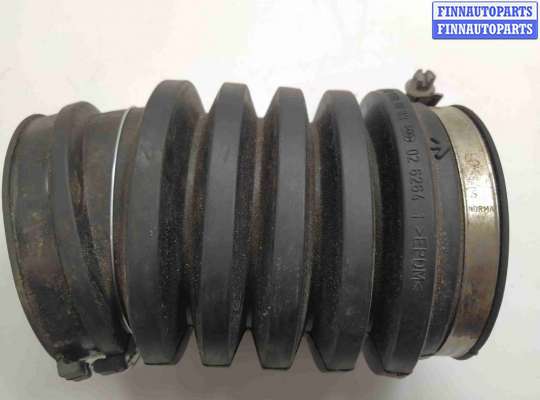 Гофра (патрубок) воздушного фильтра на Mercedes-Benz CLK (W208)