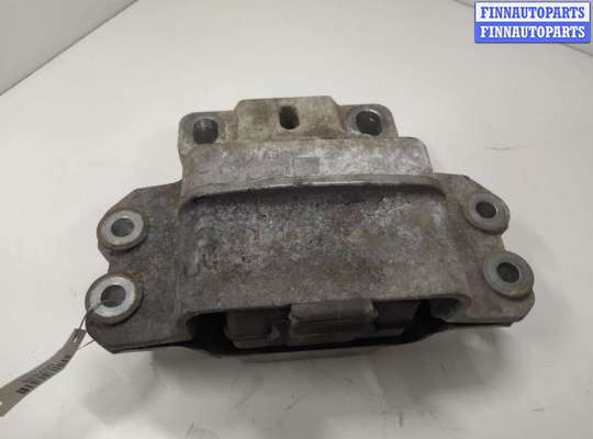 Подушка крепления КПП SK495492 на Skoda Octavia II (1Z) 2004 - 2013