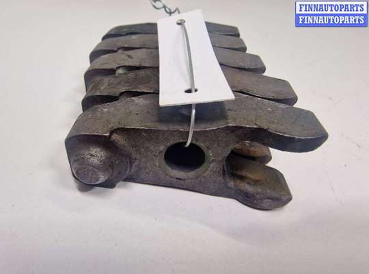 купить Скоба (кронштейн) крепления форсунки на Volkswagen LT II 1996 - 2006