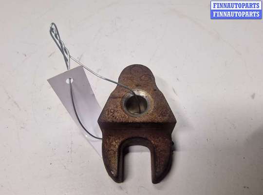 купить Скоба (кронштейн) крепления форсунки на Peugeot 308 2007 - 2019