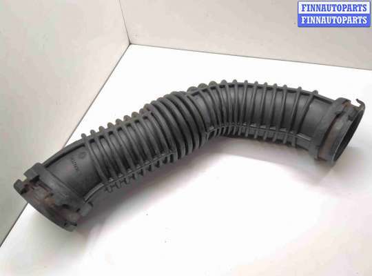 купить Патрубок воздушного фильтра на Renault Master III 2010 - 2017