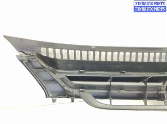 купить Решетка радиатора на Volkswagen Golf Plus V (5M) 2005 - 2008