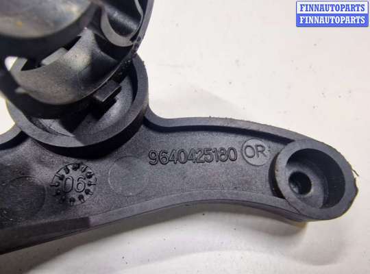 Датчик коленвала на Peugeot 307