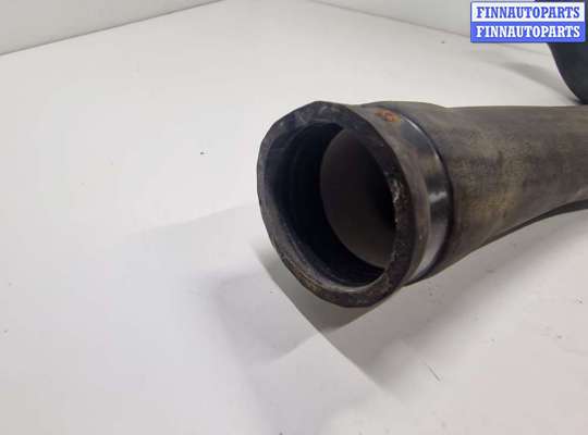 купить Патрубок радиатора на BMW 5 E39 4 поколение (1995-2000)