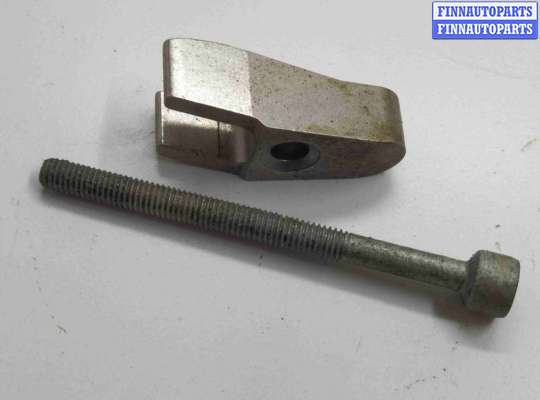 купить Скоба (кронштейн) крепления форсунки на Mercedes C-klasse (W203) 2000 - 2007