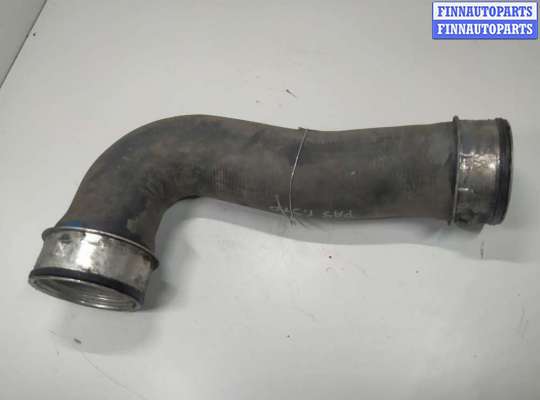 купить Патрубок интеркулера на Volkswagen Passat B6 (3C) 2005 - 2010