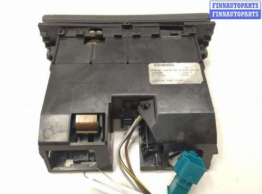 купить Пепельница на Mercedes ML W164 2 поколение (2005-2008)