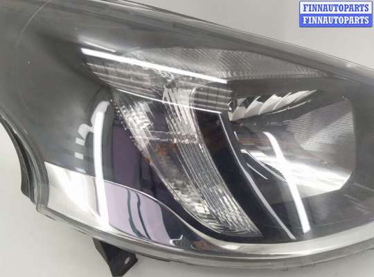 купить Фара правая на Renault Trafic 3 поколение (2014-2021)