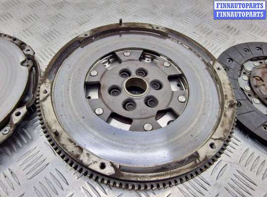 купить Маховик на Audi A3 II (8P1) 2003 - 2013