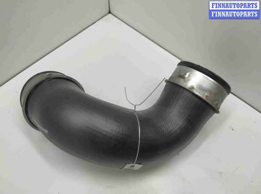 купить Патрубок интеркулера на Mercedes C-klasse (W203) 2000 - 2007