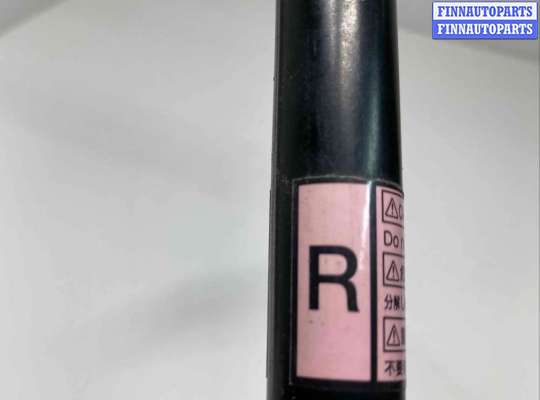 купить Амортизатор капота на Toyota Land Cruiser VII (J200) 2007 - наст. время