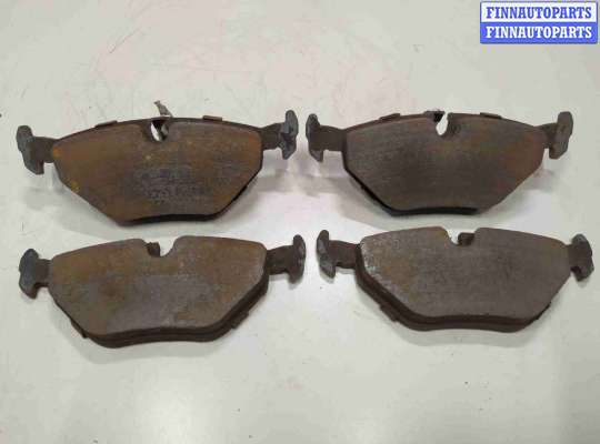 купить Тормозные колодки задние на BMW 5 E39 4 поколение [рейстайлинг] (2000-2004)
