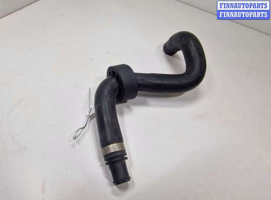 купить Патрубок отопителя (печки) на BMW 3 E90/E91/E92/E93 5 поколение (2005-2013)