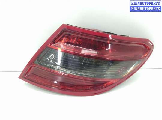 Фонарь задний правый MB1725323 на Mercedes C W204 3 поколение (2006-2011)