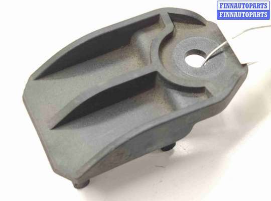 купить Кронштейн радиатора на BMW 5 E39 4 поколение (1995-2000)