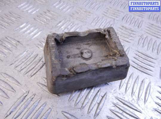 Поддомкратник пластмассовый BM3208401 на BMW 3-series (E46)