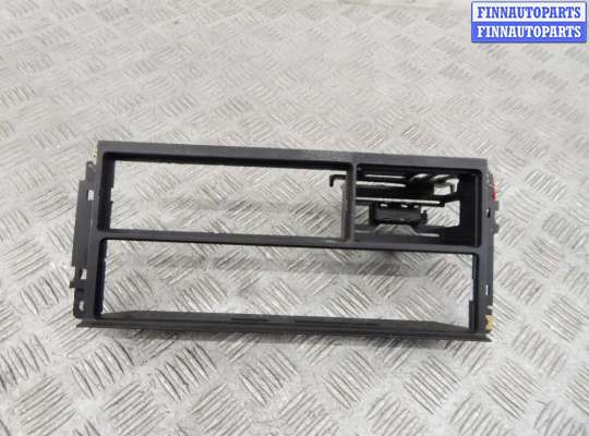 Декоративные пластиковые элементы салона BM3446372 на BMW 5-series (E34)