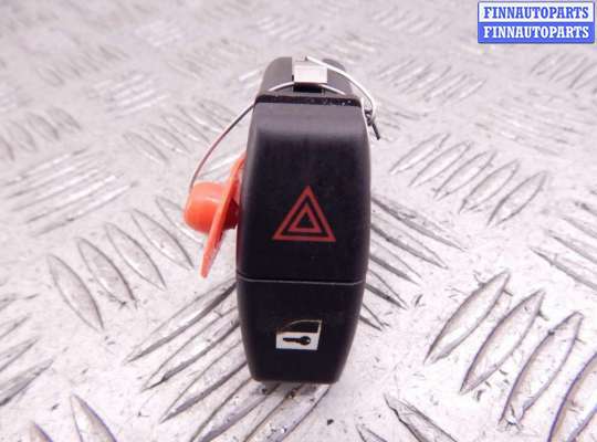 Переключатель кнопочный BM2358025 на BMW 5-series (E60/61)