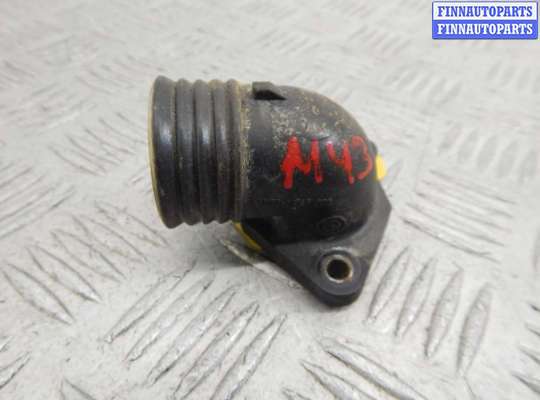 Патрубок двигателя BM3202044 на BMW 3-series (E36)