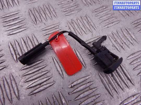 купить Форсунка омывателя лобового стекла на BMW 3-series (E46)