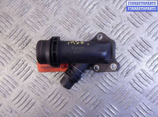 Патрубок двигателя BM3220846 на BMW 5-series (E39)