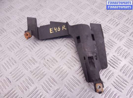 Кронштейн пластмассовый BM3206331 на BMW 3-series (E46)