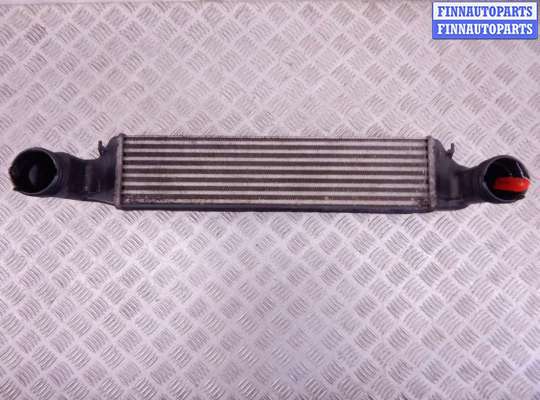 Радиатор интеркулера BM3543639 на BMW 3-series (E46)