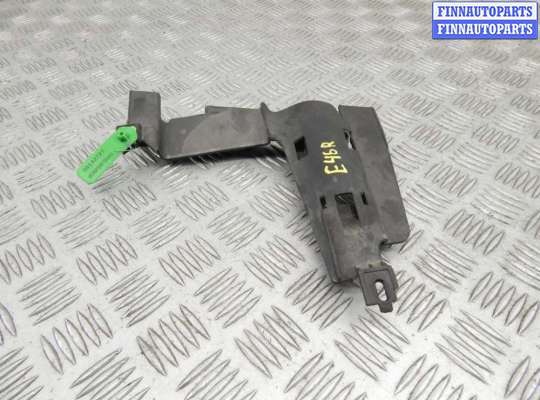 Кронштейн пластмассовый BM3206231 на BMW 3-series (E46)