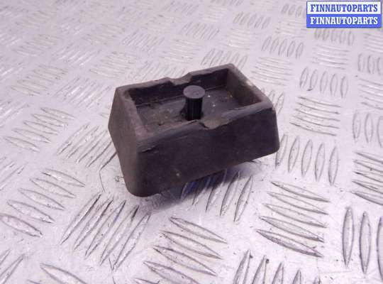 Поддомкратник пластмассовый BM3597767 на BMW 3-series (E46)