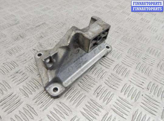 купить Кронштейн металлический на BMW 7-series (F01/02)