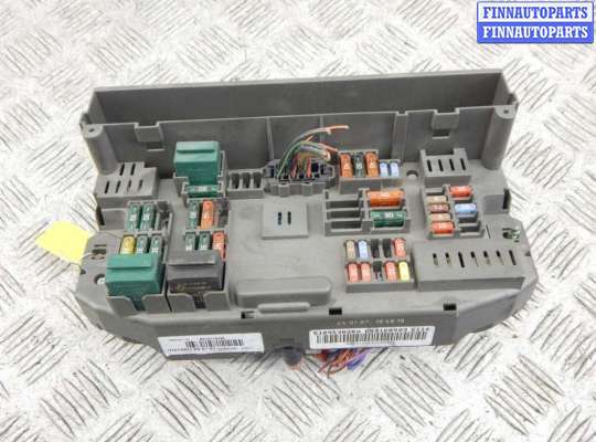 купить Блок предохранителей на BMW X5-series (E70)