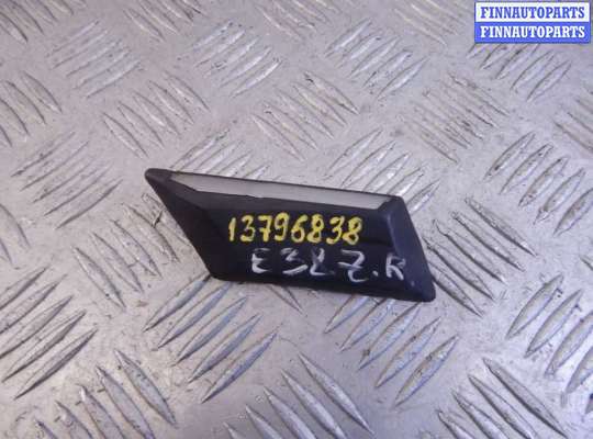 Молдинг BM3232412 на BMW 7-series (E38)