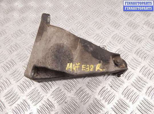 Кронштейн металлический BM3218452 на BMW 5-series (E39)