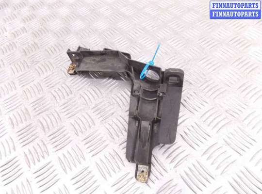 Кронштейн пластмассовый BM3206136 на BMW 3-series (E46)