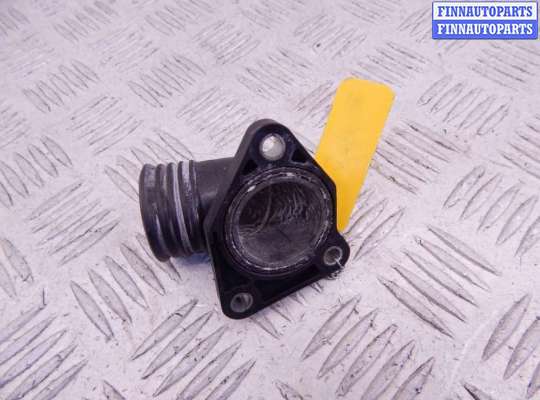 Патрубок двигателя BM3202063 на BMW 3-series (E36)