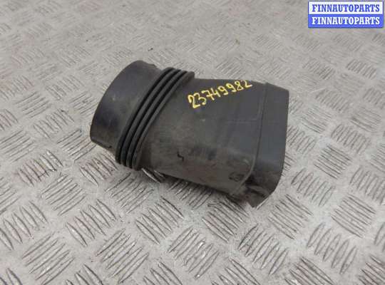 Патрубок двигателя BM3423409 на BMW 5-series (F10/11)