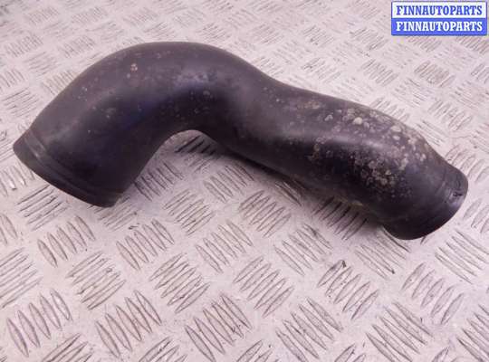 Патрубок двигателя BM3202040 на BMW 3-series (E36)