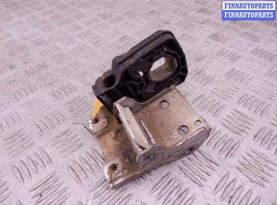 купить Кронштейн металлический на BMW 7-series (F01/02)